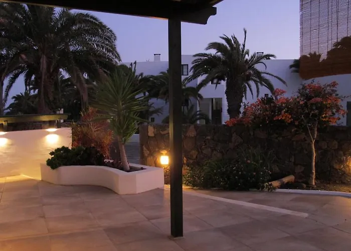 דירה Goa Pool View, Playa Roca Sea Front Access - Free Ac - Wifi