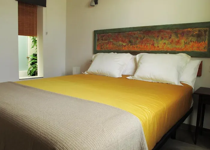 דירה Goa Pool View, Playa Roca Sea Front Access - Free Ac - Wifi *