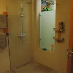 Goa Pool View, Playa Roca Sea Front Access - Free Ac - Wifi